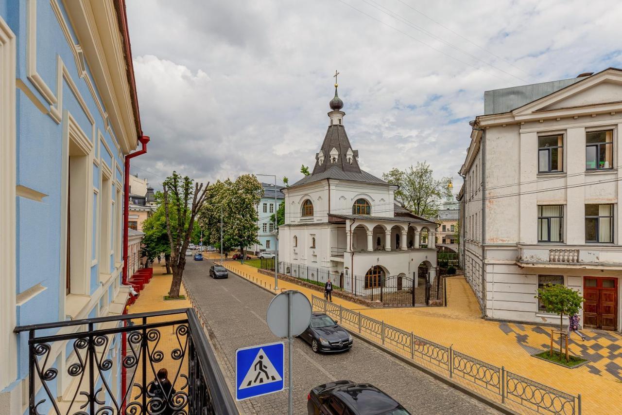 Kontrakt Boutique Hotel Kiev Eksteriør billede